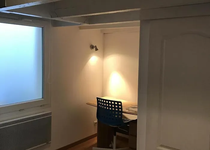 Avec Terrasse A 20 De La Apartamento *